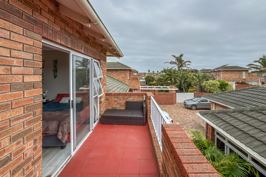 3 Bedroom Property for Sale in Summerstrand Eastern Cape